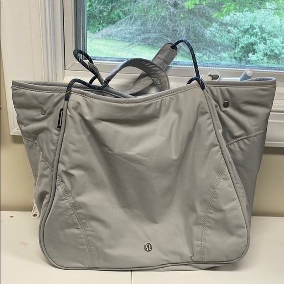 lululemon athletica Gray Tote Bag with side buttons